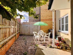 Communal Garden- click for photo gallery